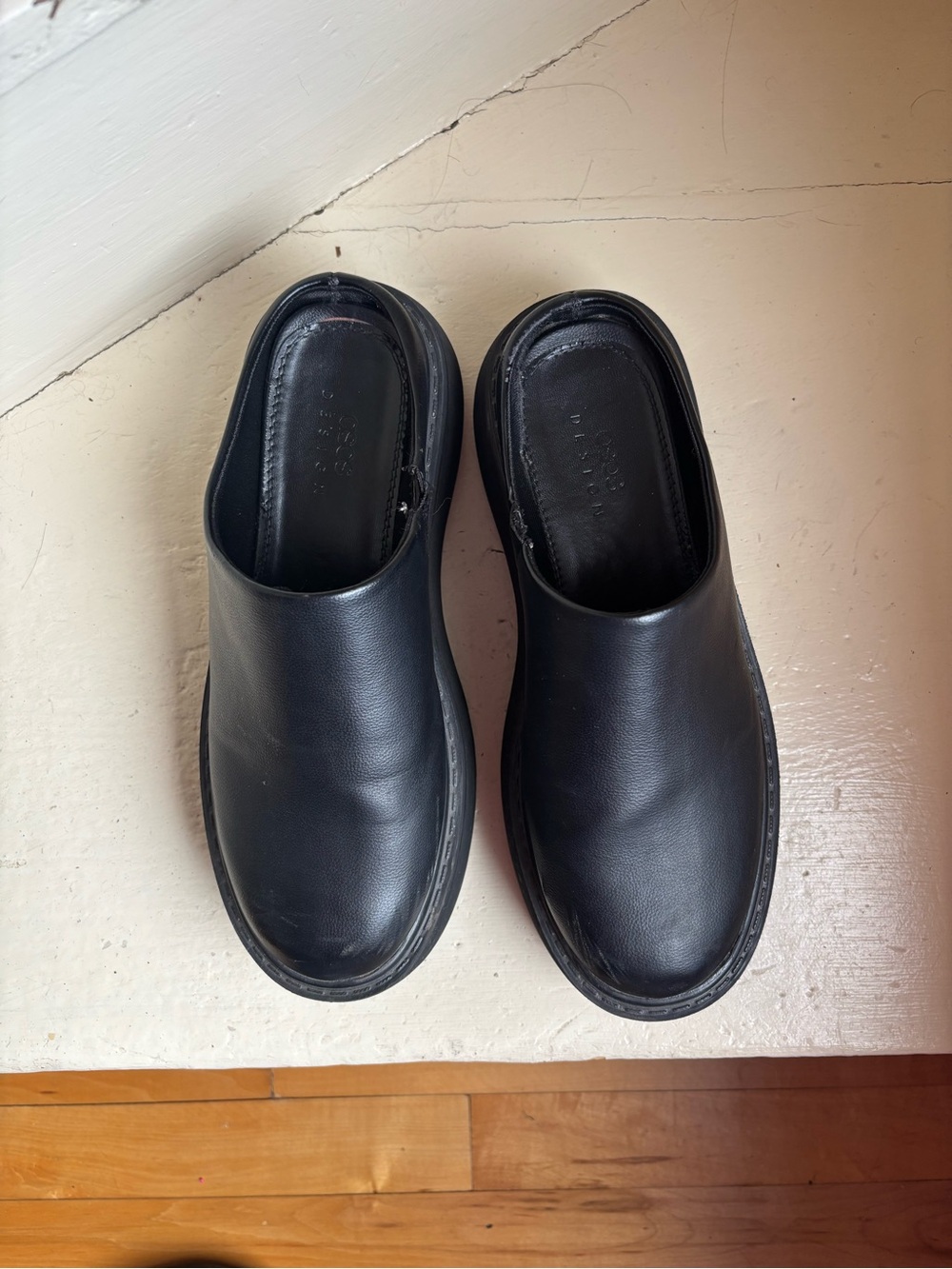 ASOS Black Platform Mule Clogs - Picture 2 of 3